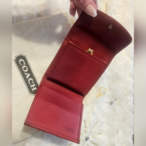 Vintage Coach Water Buffalo Leather Kisslock Wallet / French Purse ( Red ) - Picture 2 of 14